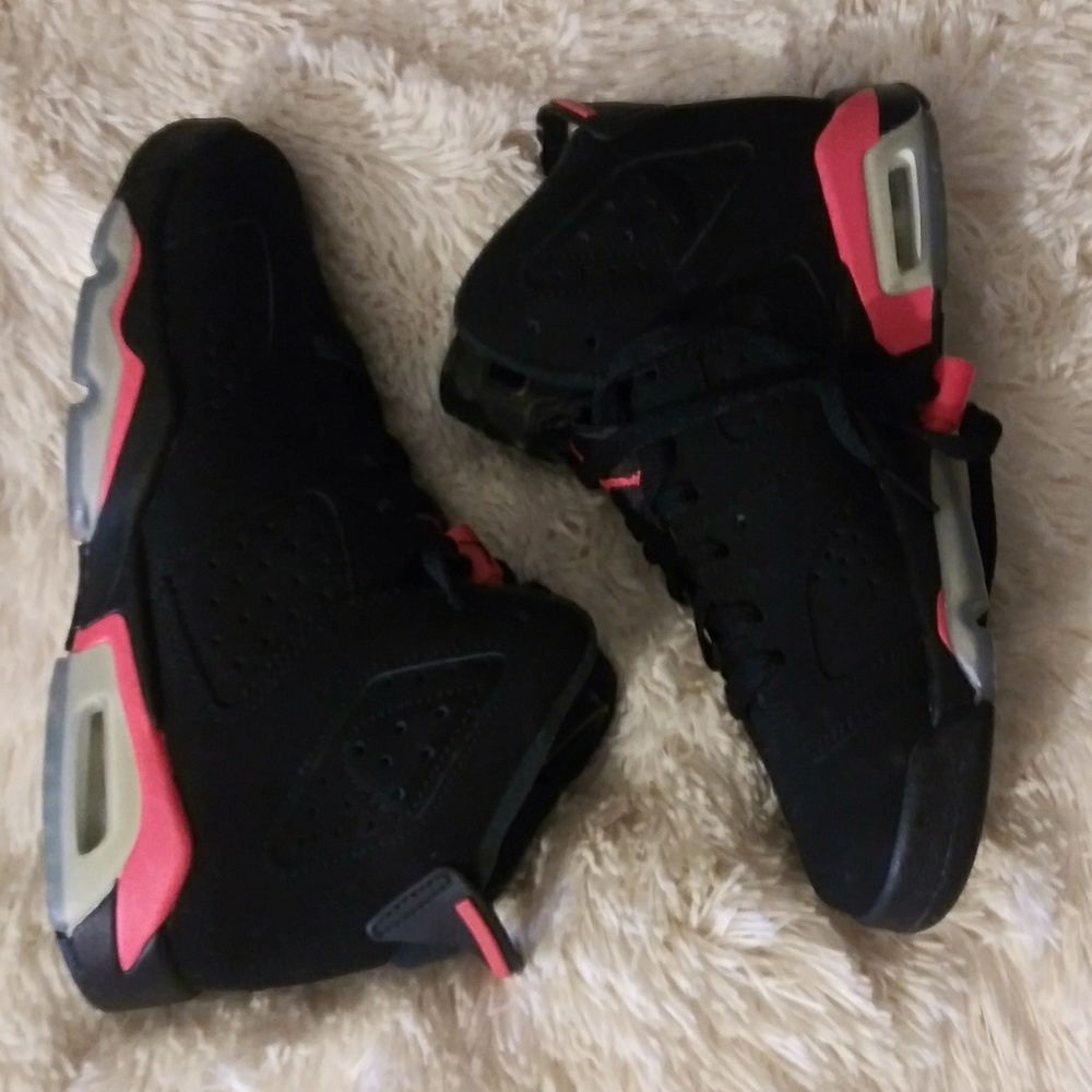 Air Jordan 6 Retro BG
